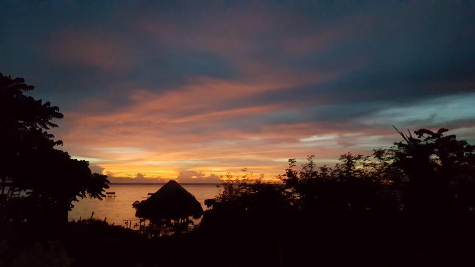 Birdland Beach Club Bolinao Экстерьер фото