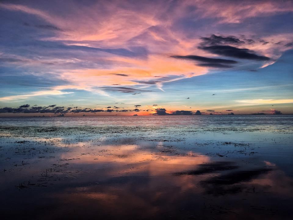 Birdland Beach Club Bolinao Экстерьер фото