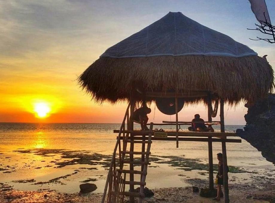 Birdland Beach Club Bolinao Экстерьер фото